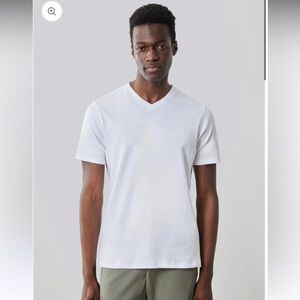 BRAND NEW The Barakett V Tee White